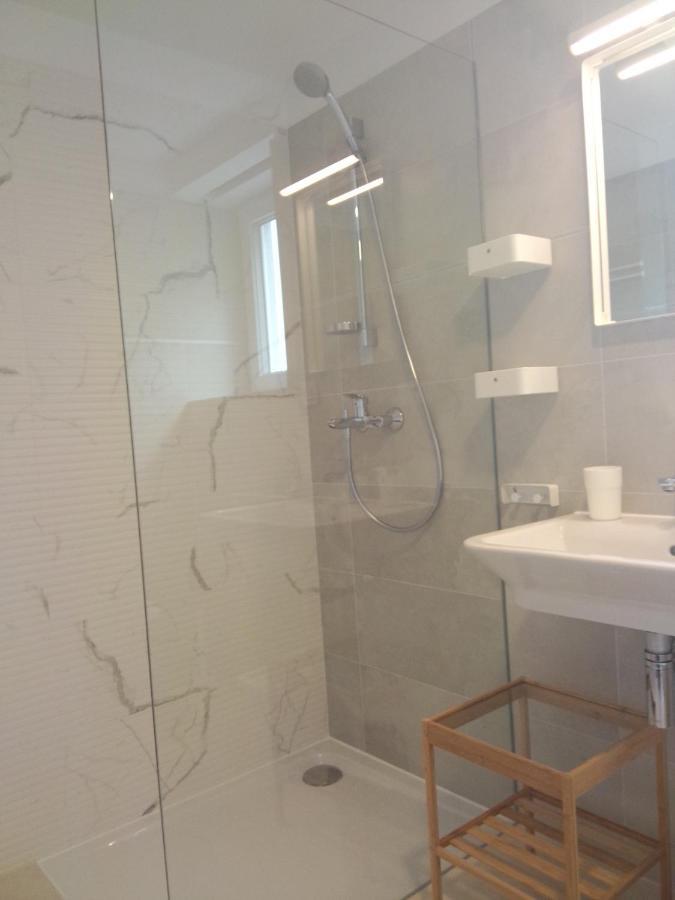 Drance 16 Apartments เซลเซ ภายนอก รูปภาพ