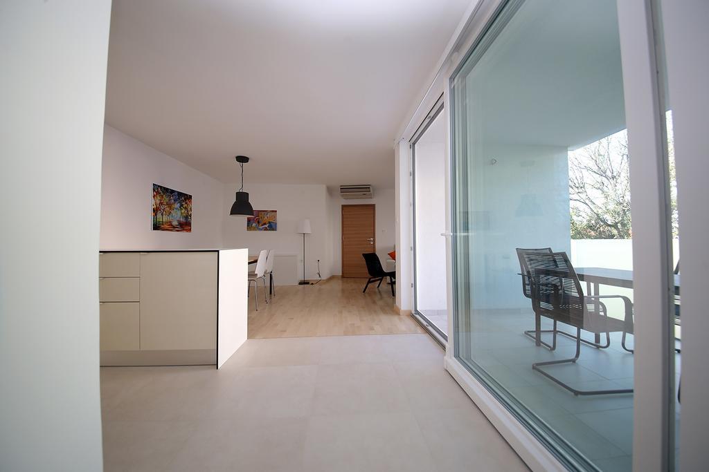 Drance 16 Apartments เซลเซ ภายนอก รูปภาพ